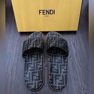 Fendi mens sandals